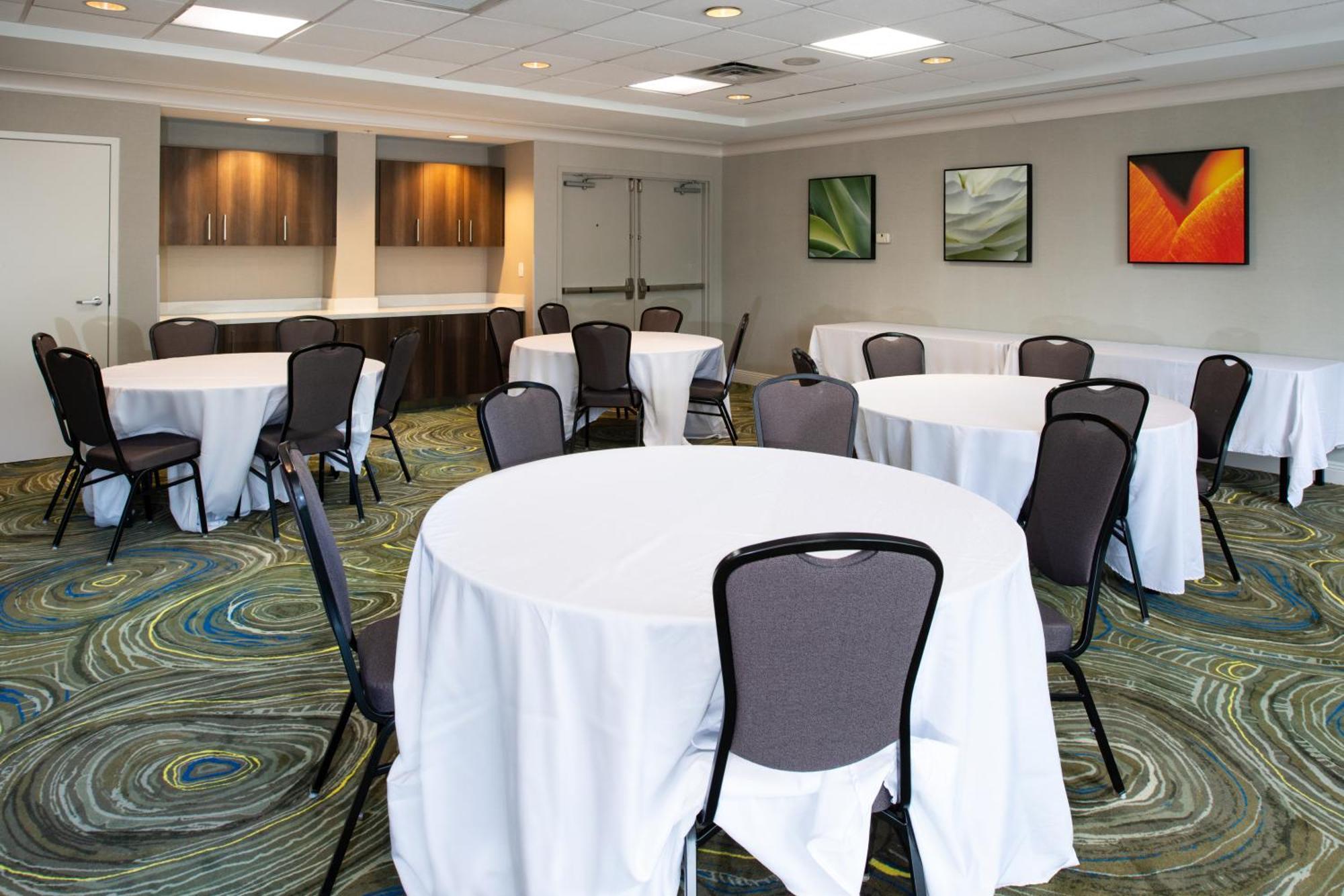 Hilton Garden Inn Baton Rouge Airport Buitenkant foto