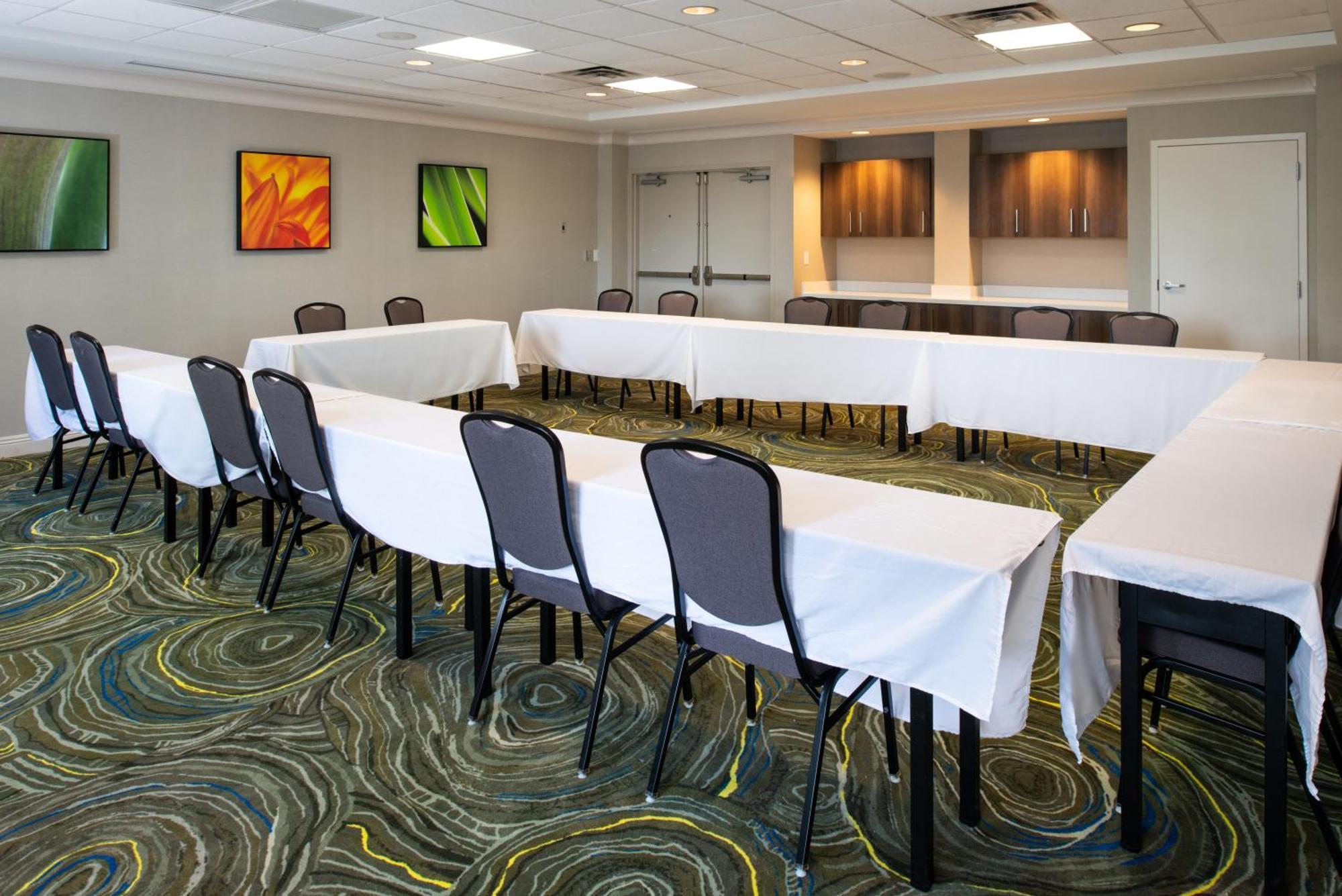 Hilton Garden Inn Baton Rouge Airport Buitenkant foto