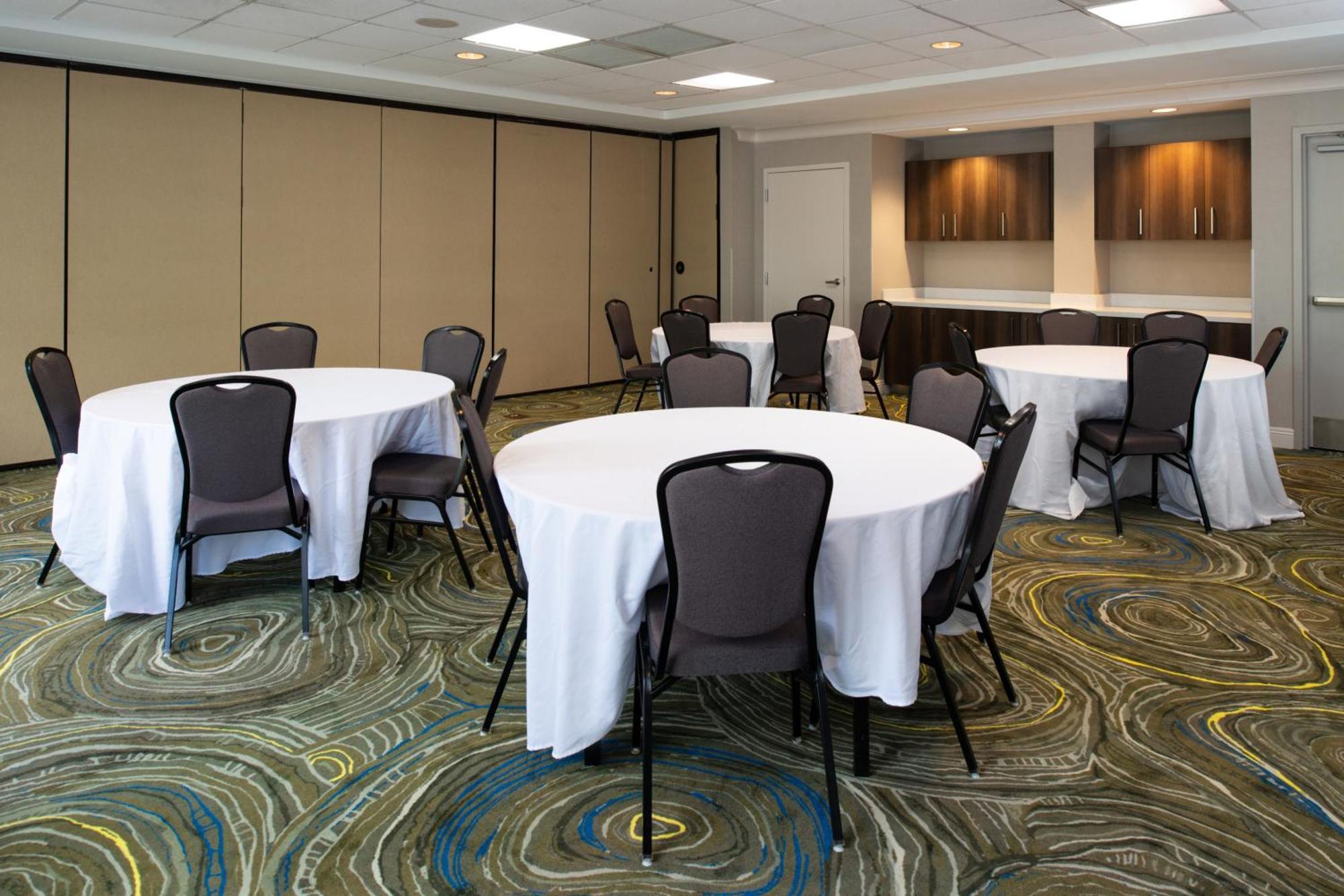 Hilton Garden Inn Baton Rouge Airport Buitenkant foto